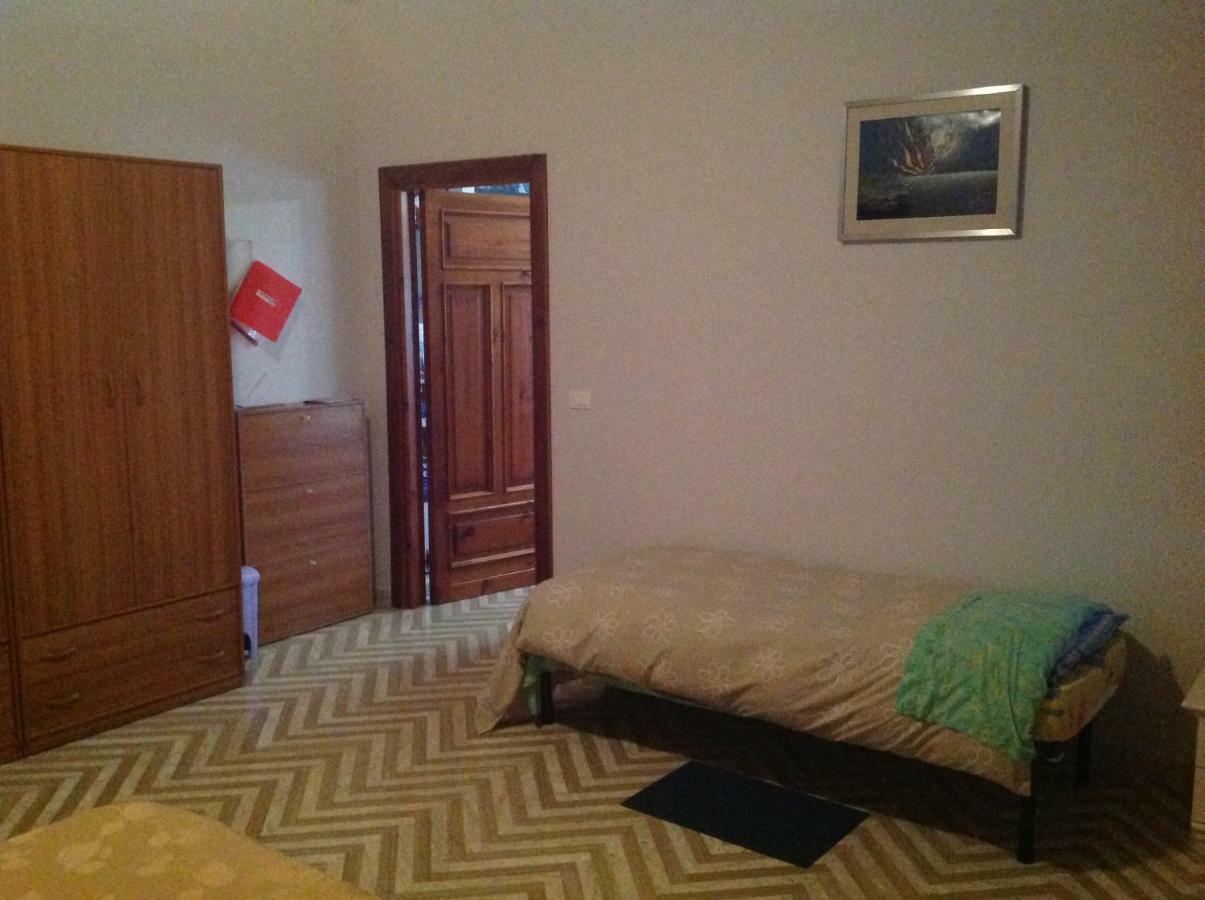 Bed & Breakfast Da Charlie 拉奎拉 外观 照片
